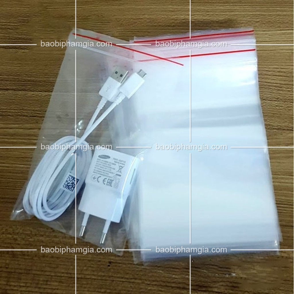 Túi zipper chỉ đỏ cỡ nhỏ